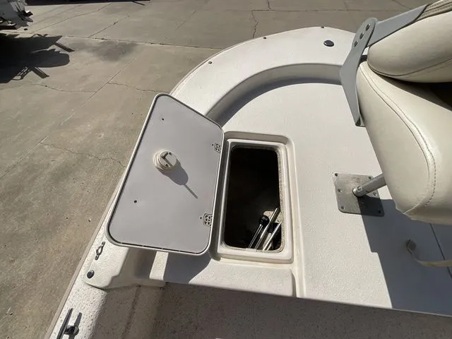 Slide: The Image of Carolina JVX20CC 2018 - 14