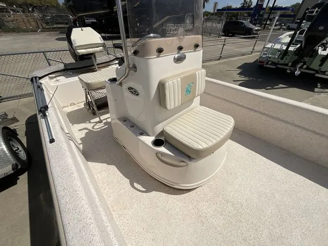 Slide: The Image of Carolina JVX20CC 2018 - 17