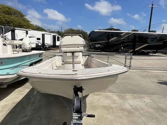 Slide: The Image of Carolina JVX20CC 2018 - 2