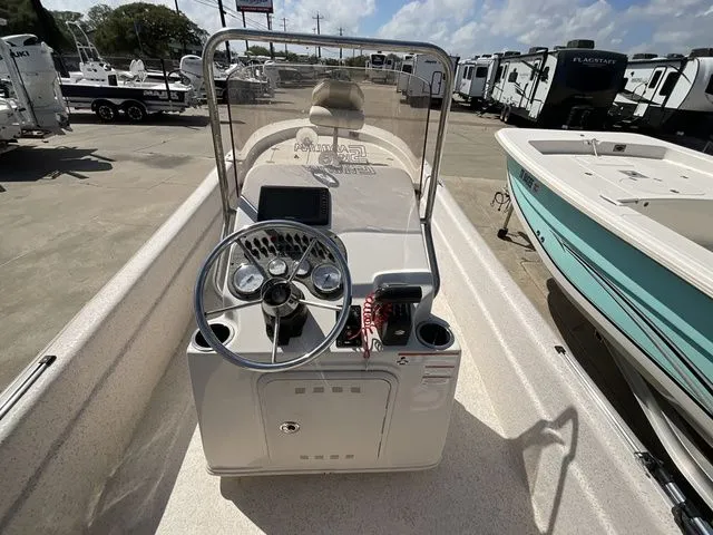 Slide: The Image of Carolina JVX20CC 2018 - 20