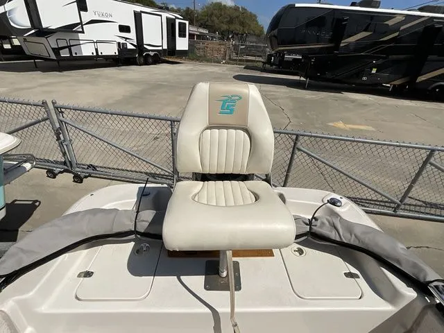 Slide: The Image of Carolina JVX20CC 2018 - 24