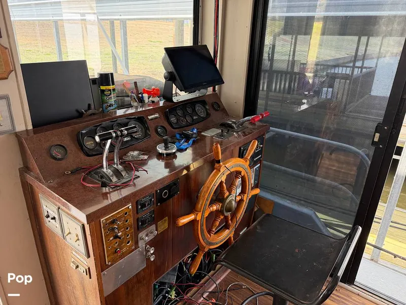 Slide: The Image of Hilburn 60 1987 - 16242568