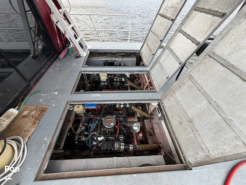 Slide: The Image of Hilburn 60 1987 - 16242547