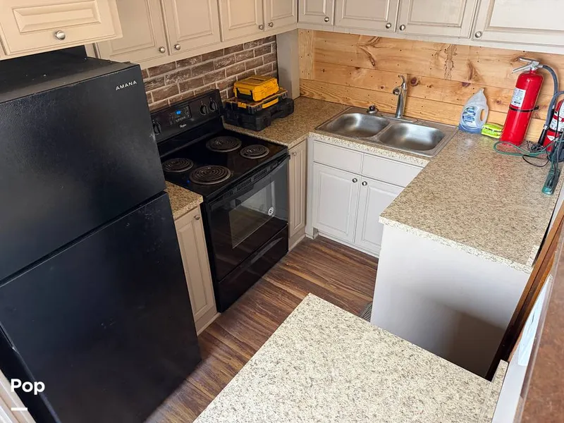 Slide: The Image of Hilburn 60 1987 - 16242592