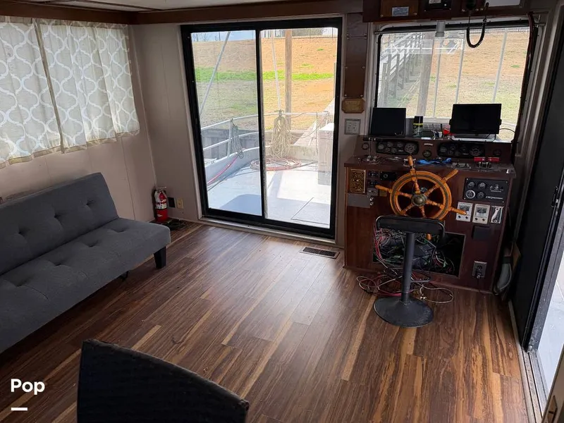 Slide: The Image of Hilburn 60 1987 - 16242590