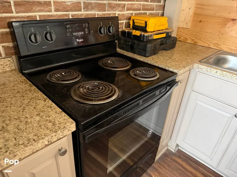 Slide: The Image of Hilburn 60 1987 - 16242601