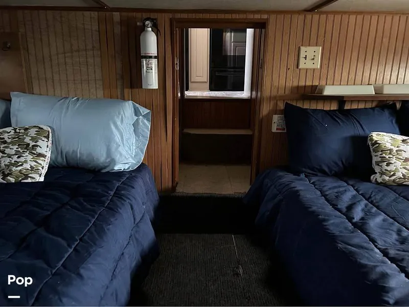 Slide: The Image of Hilburn 60 1987 - 16200635