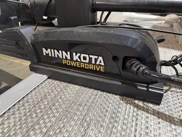 Slide: The Image of Bennington 21 S W/ Yamaha 115 "SHO" No Trailer 2024 - 14