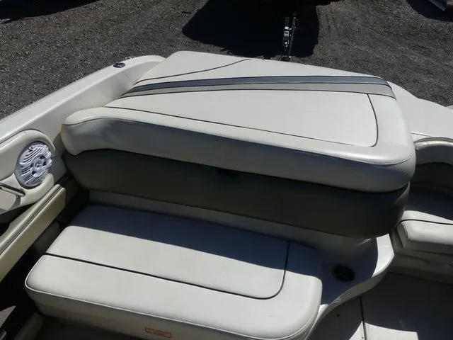 Slide: The Image of Sea Ray 220 Select 2005 - 15
