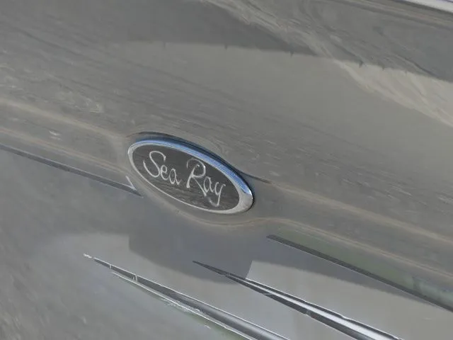 Slide: The Image of Sea Ray 220 Select 2005 - 7