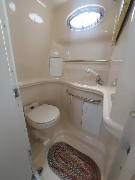 Slide: The Image of Sea Ray 340 Sundancer 1999 - 56