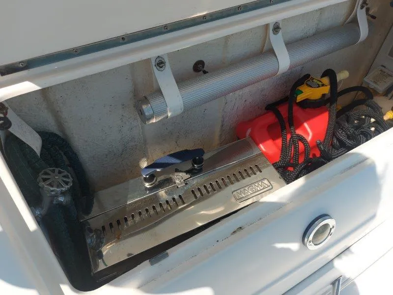 Slide: The Image of Sea Ray 340 Sundancer 1999 - 65