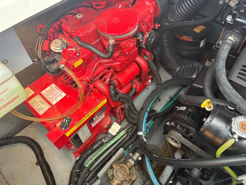 Slide: The Image of Sea Ray 340 Sundancer 1999 - 68