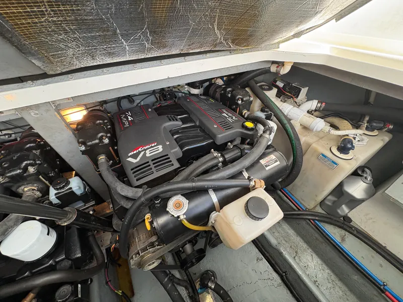 Slide: The Image of Sea Ray 340 Sundancer 1999 - 75