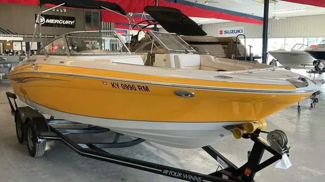 Slide: The Image of Four Winns H220 2008 - 7