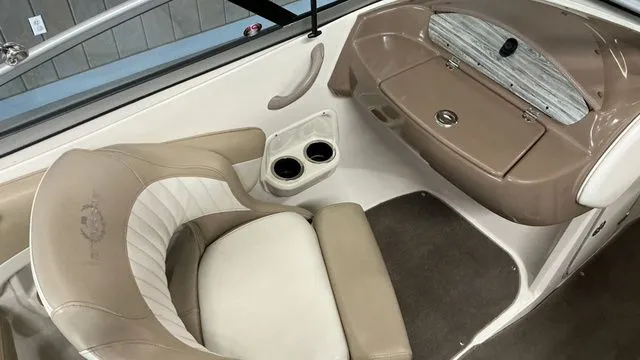 Slide: The Image of Stingray 188LE 2015 - 14