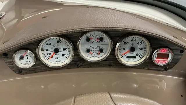 Slide: The Image of Stingray 188LE 2015 - 17