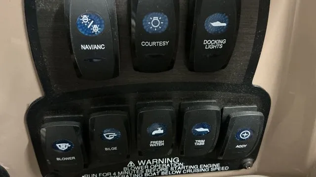 Slide: The Image of Stingray 188LE 2015 - 19