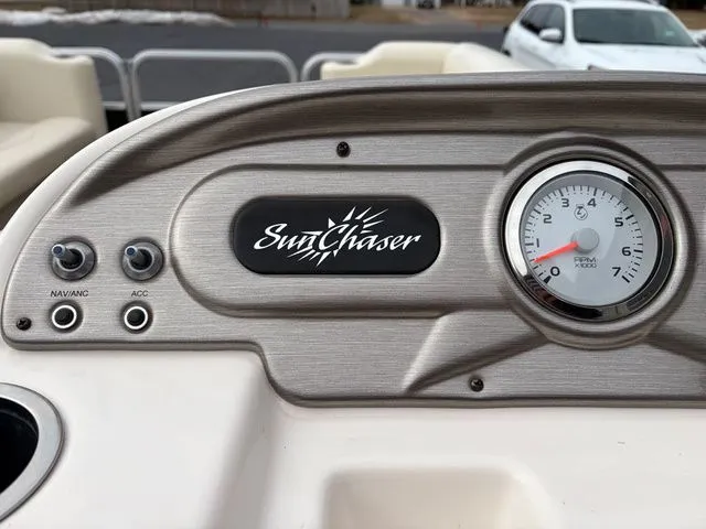 Slide: The Image of Sun Tracker 1818 Oasis 2020 - 16