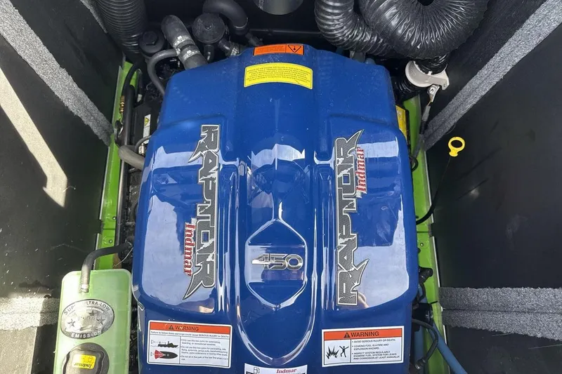Slide: The Image of 2022 Supra SA 450 engine, Raptor Indmar, blue cover, detailed view. - 20