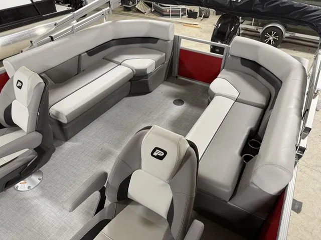 Slide: The Image of Princecraft Vectra 21 QL 2026 - 5