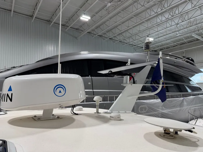 Slide: The Image of Tiara 4300 Sovran 2009 - 33