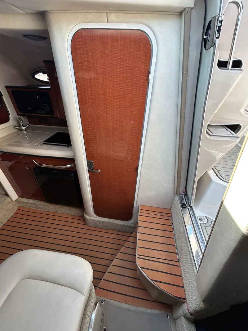 Slide: The Image of Sea Ray Sundancer 280 2005 - 6