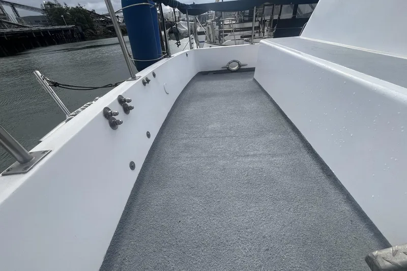 Slide: The Image of CHB 42 Aft Cabin Trawler - Cockpit - 10