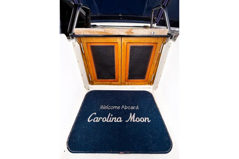 Slide: The Image of Welcome mat on Hunter 380 sailboat, "Carolina Moon," 2002 model. - 78