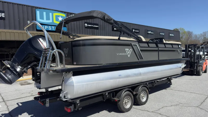 Slide: The Image of Viaggio L22U 2022 - 3