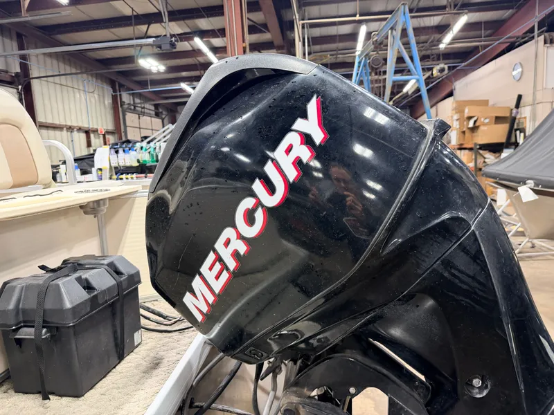 Slide: The Image of Misty Harbor 2085DF & 50HP Mercury4Stroke - $15,995 2010 - 68