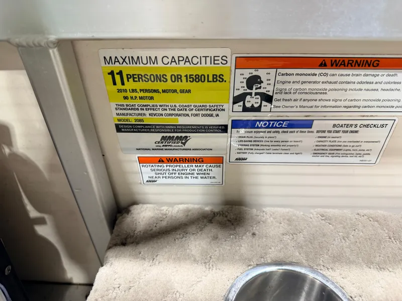 Slide: The Image of Misty Harbor 2085DF & 50HP Mercury4Stroke - $15,995 2010 - 70