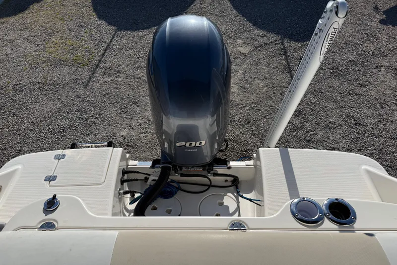 Slide: The Image of 2015 Robalo R227 Dual Console boat with Yamaha 200 engine, rear view. - 35