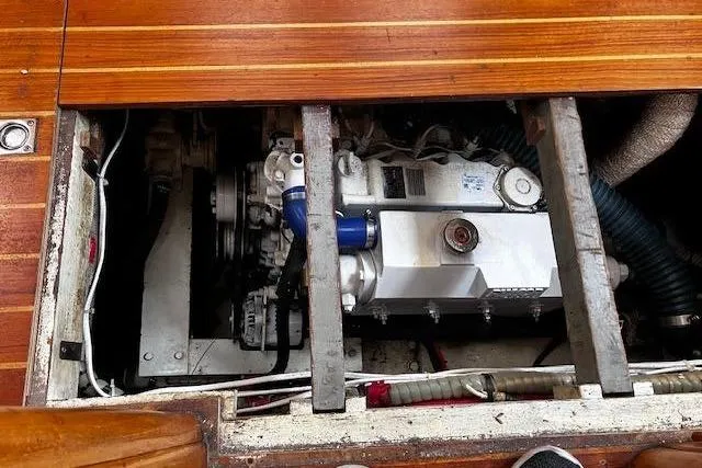 Slide: The Image of Kabota, 4 cylinder diesel. Factory new in 2013 w/754 Hrs. - 11