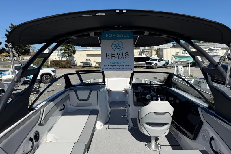 Slide: The Image of 2024 Yamaha Boats AR220 for sale, featuring spacious interior and modern design. - 37