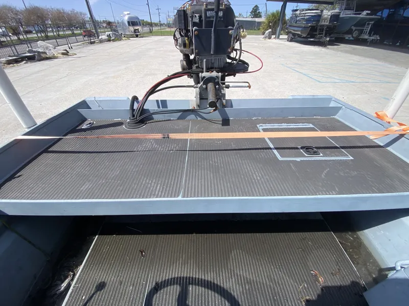 Slide: The Image of Pro-Drive 17x60 X Series 2009 - 19