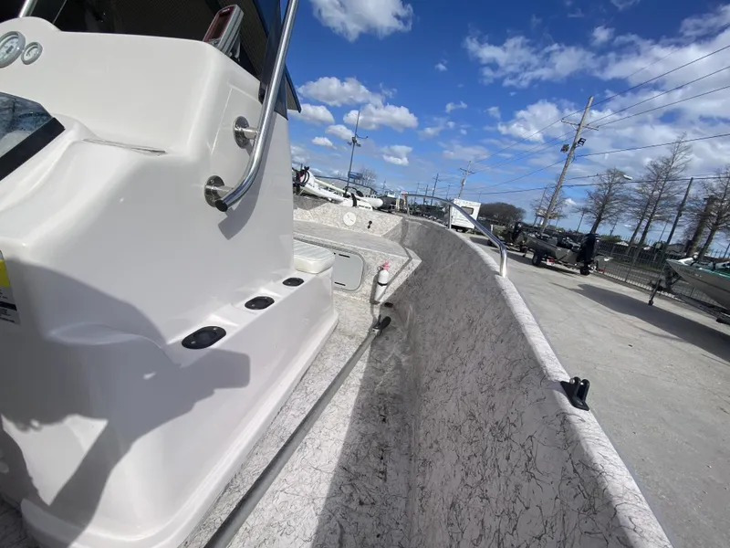 Slide: The Image of Fishmaster 17' Travis Edition 2001 - 17