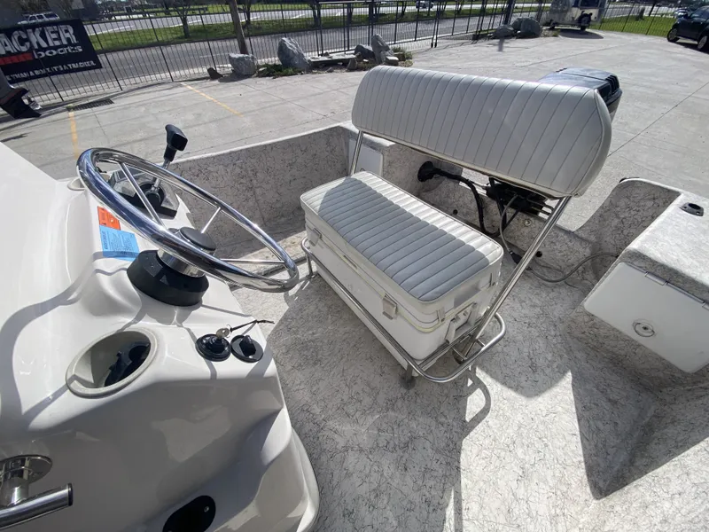 Slide: The Image of Fishmaster 17' Travis Edition 2001 - 20