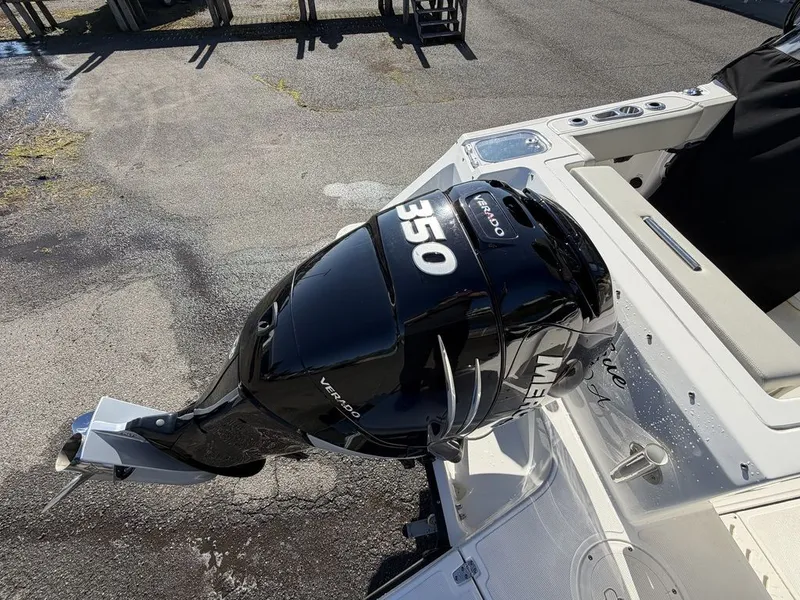 Slide: The Image of 2023 Boston Whaler 240 Vantage with Mercury Verado 350 outboard motor. - 16