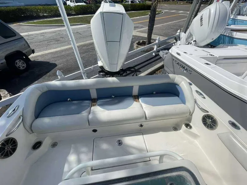 Slide: The Image of Ranger 2350 Bay Ranger 2019 - 8