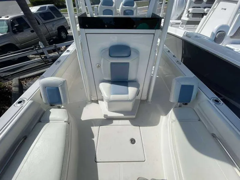 Slide: The Image of Ranger 2350 Bay Ranger 2019 - 9