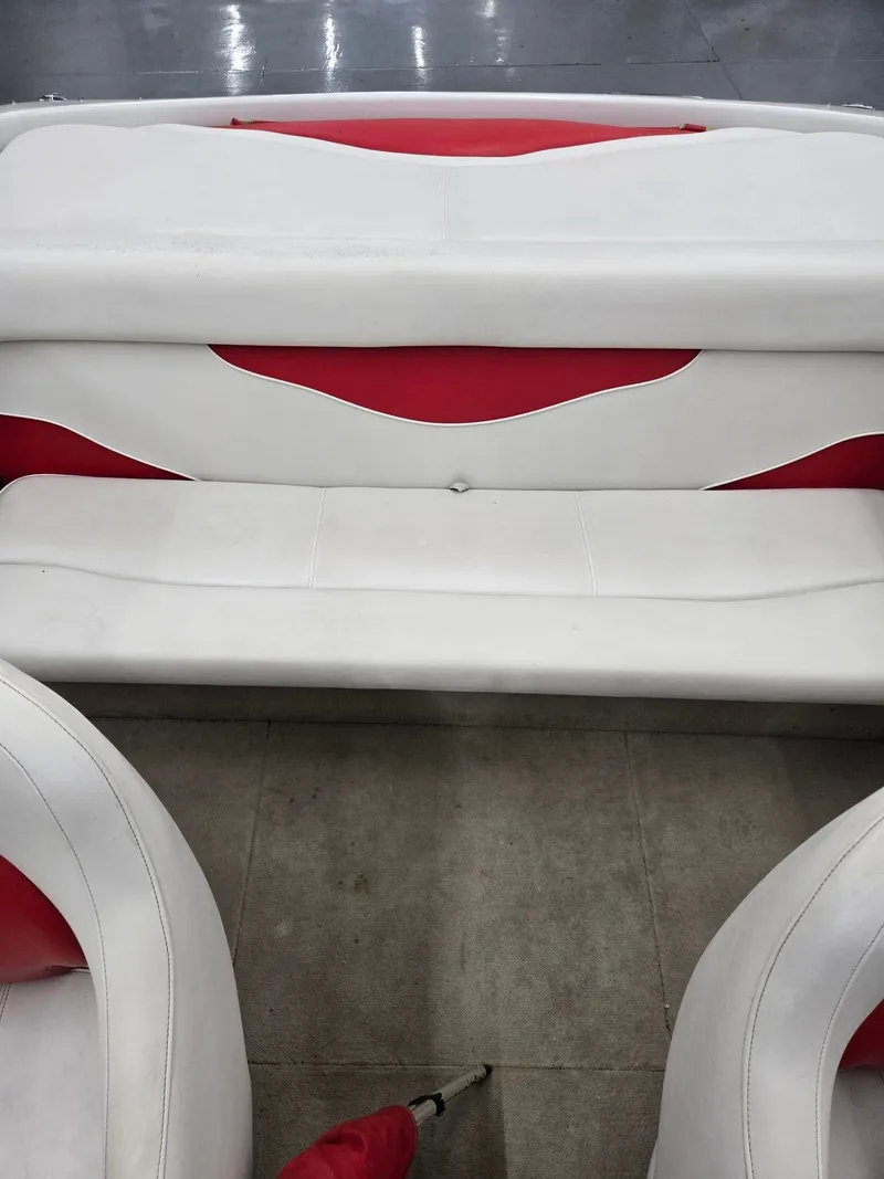 Slide: The Image of Crownline Boats 180 BR 2003 - 15