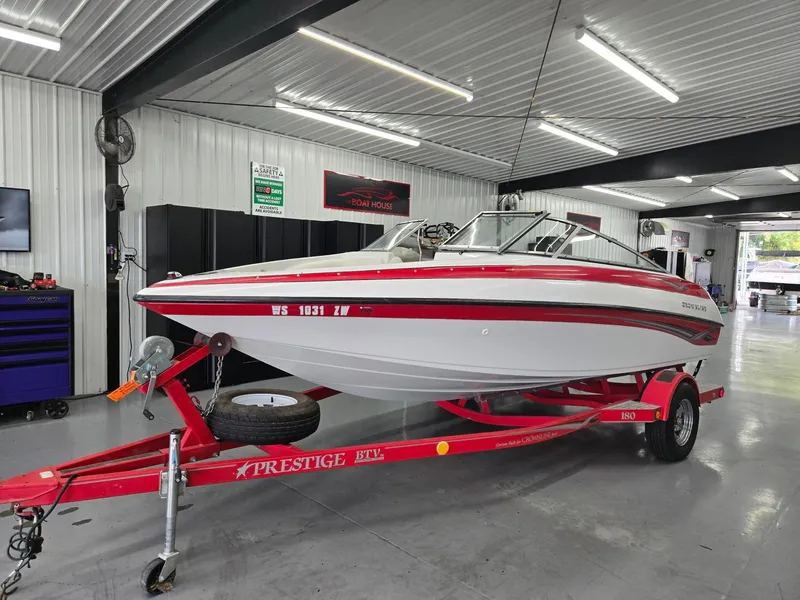 Slide: The Image of Crownline Boats 180 BR 2003 - 4