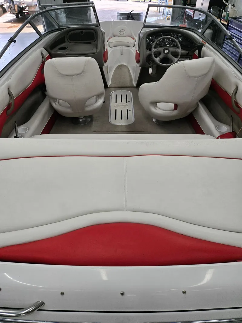 Slide: The Image of Crownline Boats 180 BR 2003 - 6