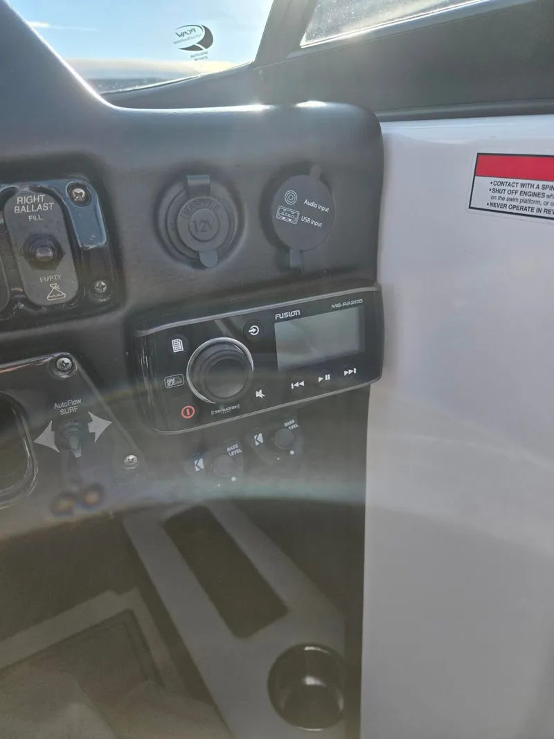 Slide: The Image of Moomba Mojo 2017 - 13