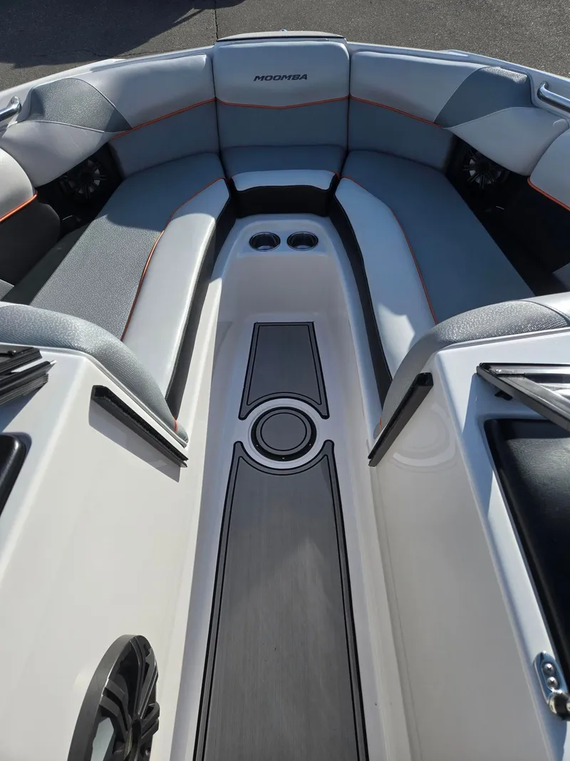 Slide: The Image of Moomba Mojo 2017 - 14