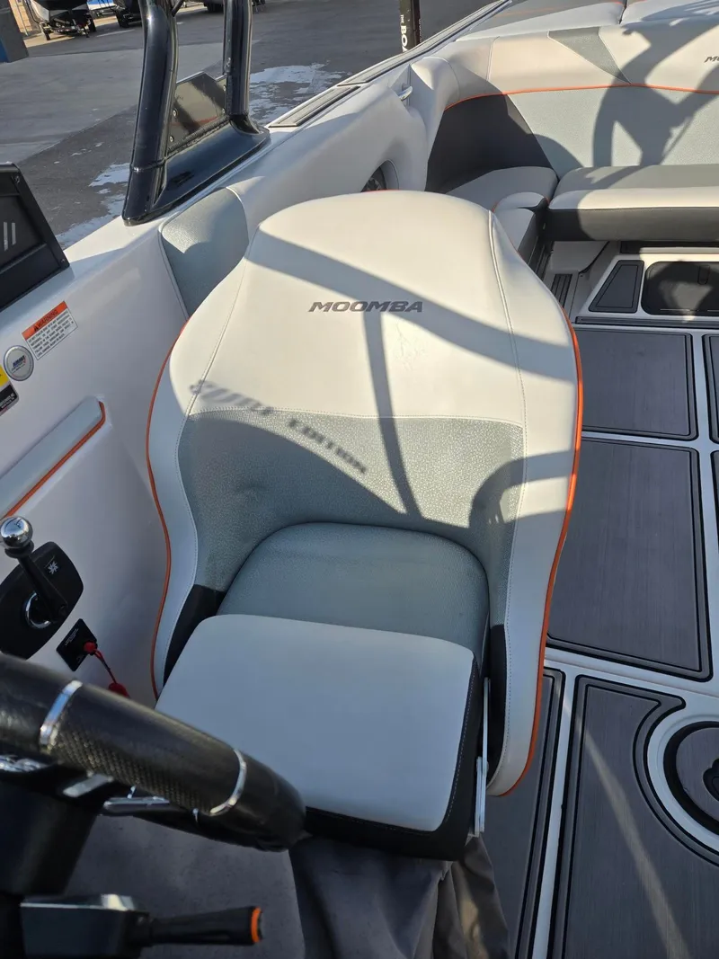 Slide: The Image of Moomba Mojo 2017 - 19