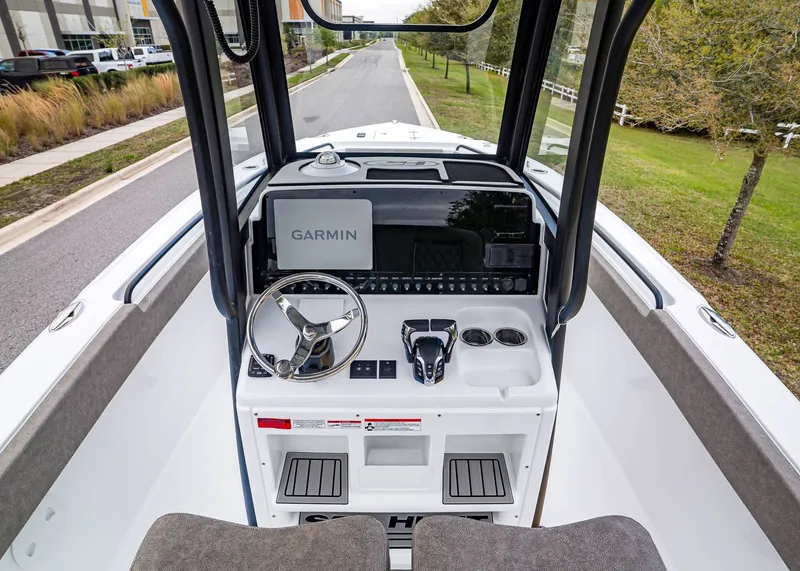 Slide: The Image of Sea Hunt Ultra 265 SE 2026 - 14