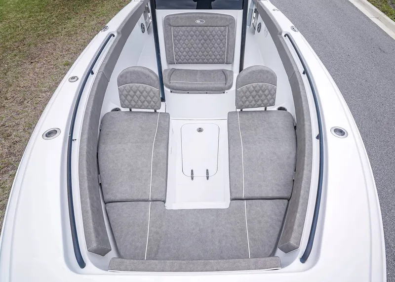 Slide: The Image of Sea Hunt Ultra 265 SE 2026 - 20