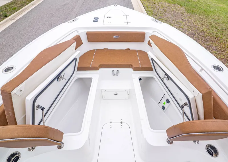 Slide: The Image of Sea Hunt Ultra 265 SE 2026 - 22